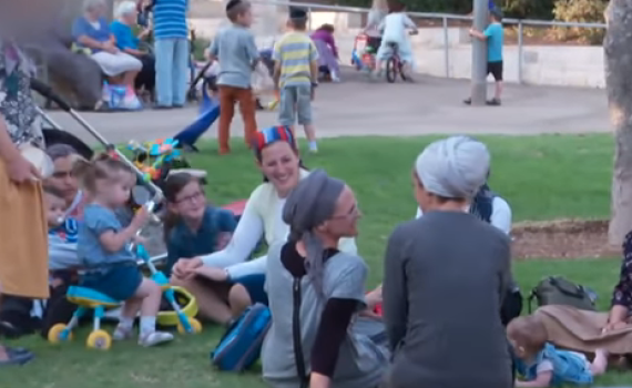 הקרב על הצבא: בעד ונגד גיוס בנות דתיות לצה"ל. צפו