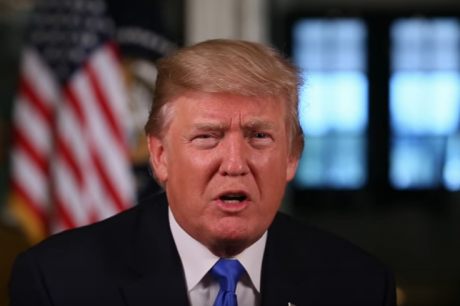 סערה בארה"ב בעקבות דברי טראמפ לאשה שכולה