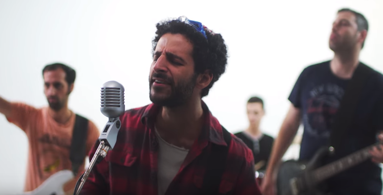 'הנה ימים באים': בית ספר לנבואה בסינגל חדש