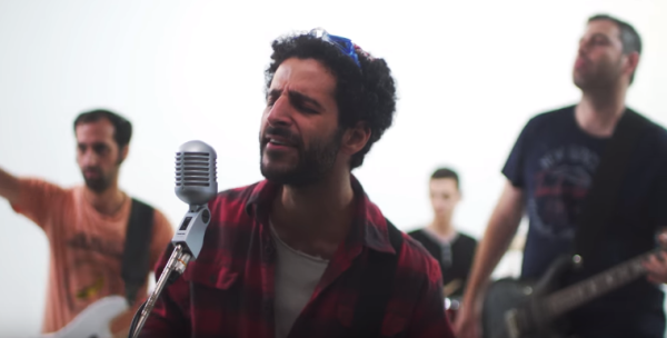 'הנה ימים באים': בית ספר לנבואה בסינגל חדש