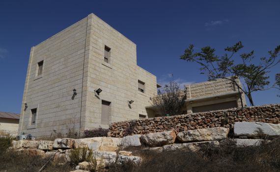 פתרון זמני לתושבי נתיב האבות- התושבים זועמים