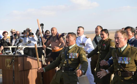 צפו: החיילים הניו-זילנדים בריקוד קרב מאורי