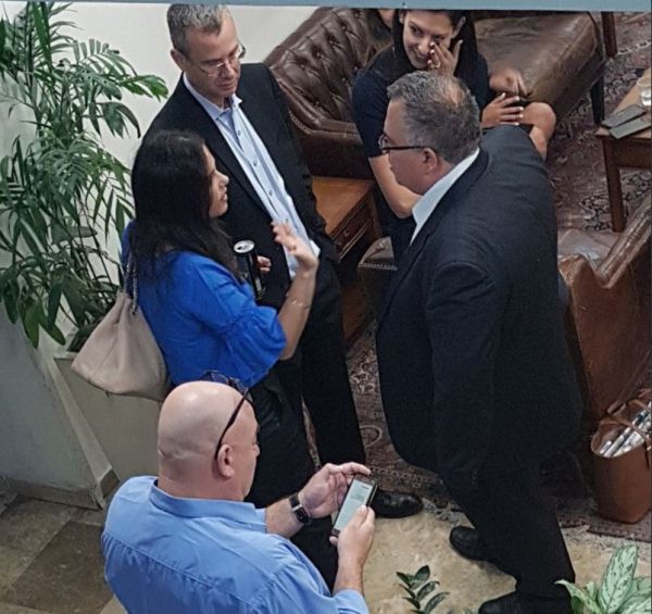 חוקי הקואליציה לא יעלו- "שקד תוקעת מקל בגלגלים"