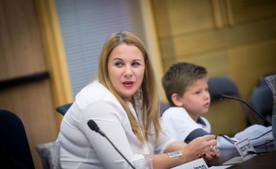 ההסבר המוזר של סבטלובה להשחתת רכבה של הח"כית