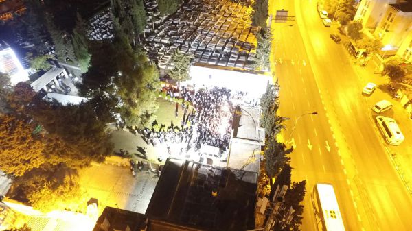 מרהיב • ממעוף הציפור: אלפים בציון הרב עובדיה יוסף