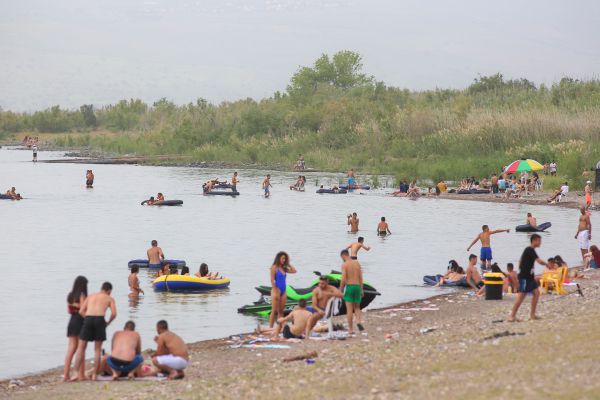 עם ישראל חוגג: 140,000 איש טיילו ברחבי הארץ