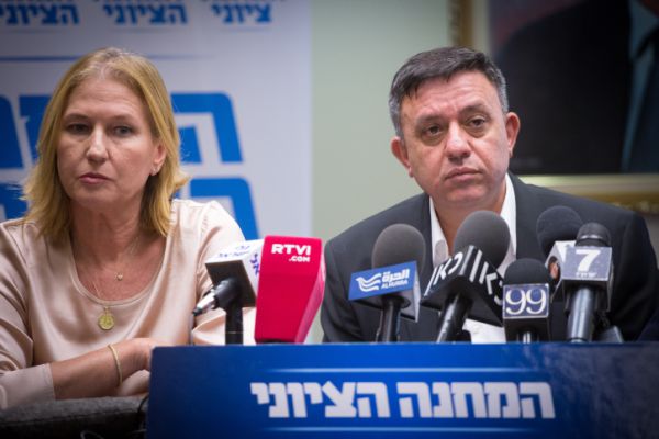 גבאי מגיב לסערה: "כבר אמרתי דברים דומים"