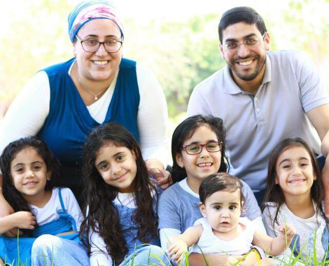 "דרוש כפר שלם כדי לגדל ילד"