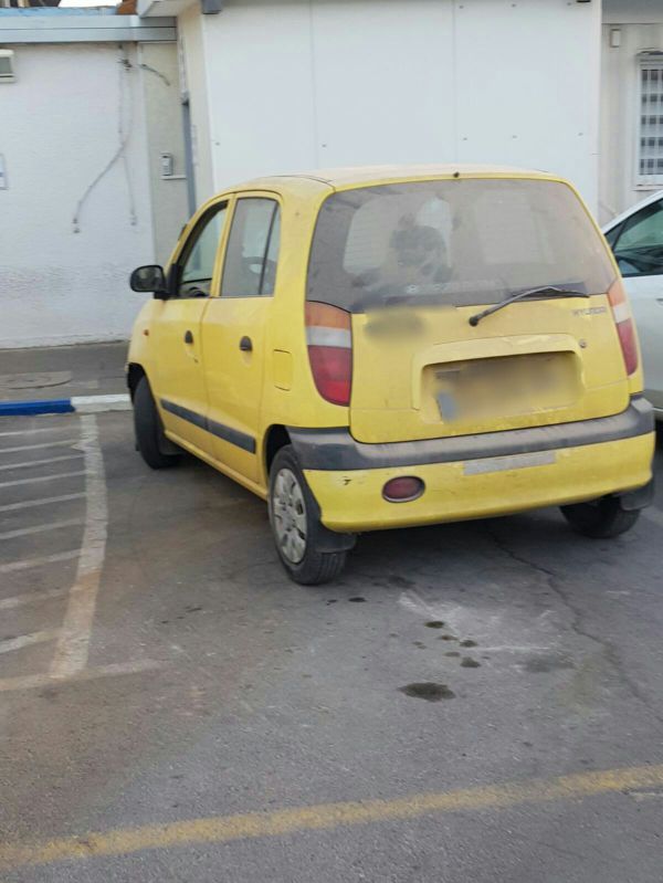 השוטרים הופתעו לגלות מי הנהג ברכב החשוד