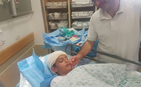 פיגוע בחברון: ילד בן 12 נפצע קשה בראשו