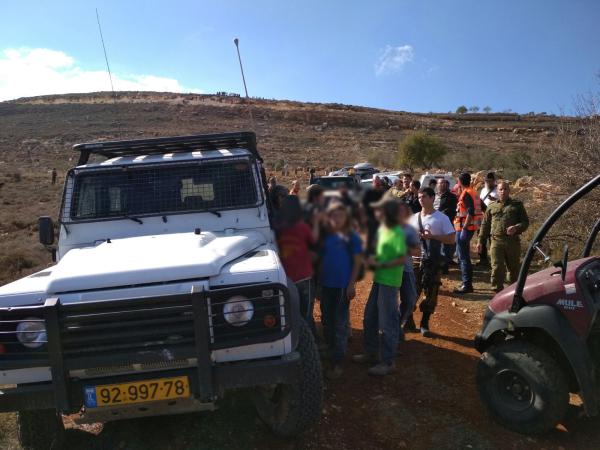 אמא של אחד הילדים שואלת: "איפה היה הצבא?"