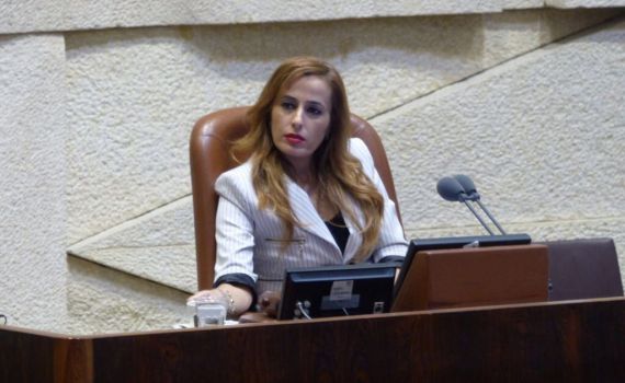 בחסות המדינה:שירות לאומי בארגון העוין את ישראל