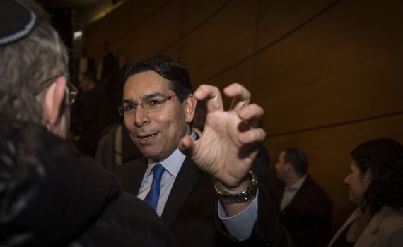 "תעשיית השחיתות" של דני דנון נחשפת