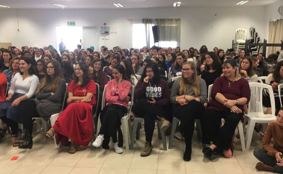 אחרי סדרת הכתבות בערוץ עשר: "במה אני דתייה?"