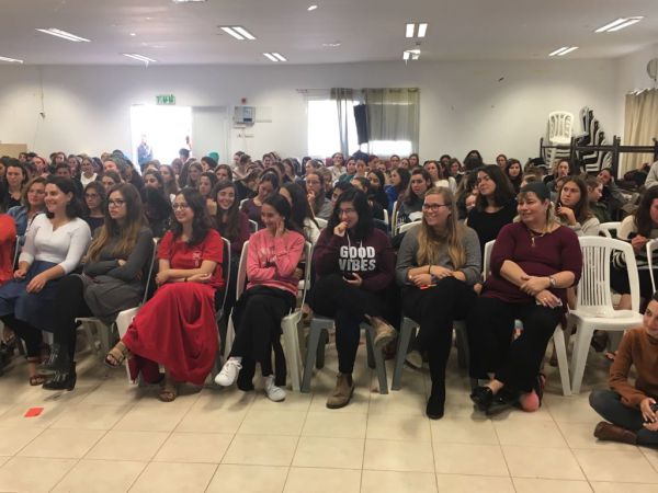 אחרי סדרת הכתבות בערוץ עשר: "במה אני דתייה?"