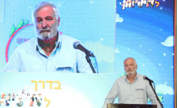 זמביש מאמין לגבאי: הסכם שלום לא יחייב פינוי