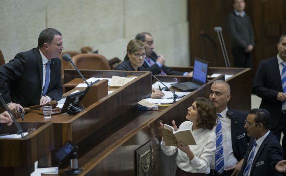 חכי"ם מהאופוזיציה בפנייה דחופה: "חשש כבד למחטף"