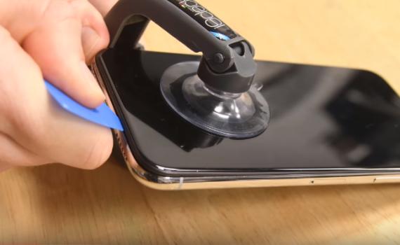 פירקו את האייפון X וגילו כמה עולה באמת לייצר אותו