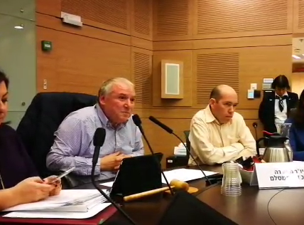 הקלדנית איחרה- הח"כ החילוני אמר דבר תורה. צפו
