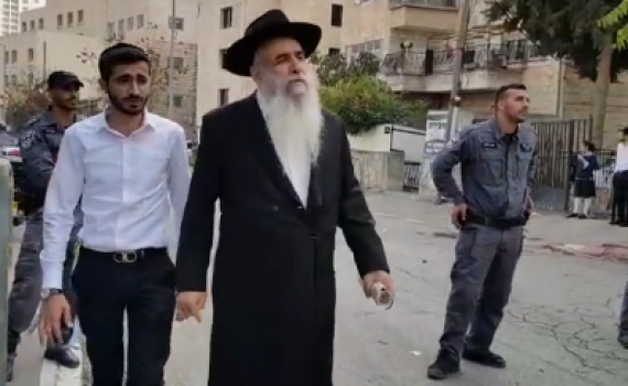 לראשונה: רבנים ספרדים בהפגנות נגד הגיוס