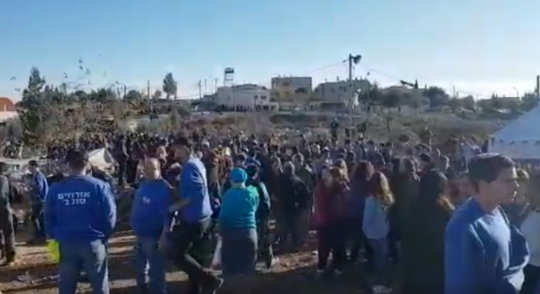 צפו: החל הפינוי בשכונת נתיב האבות