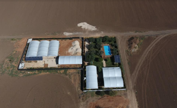 המצלמה חשפה: כך מוקמת פזורה בדואית במרכז הארץ