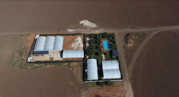 המצלמה חשפה: כך מוקמת פזורה בדואית במרכז הארץ