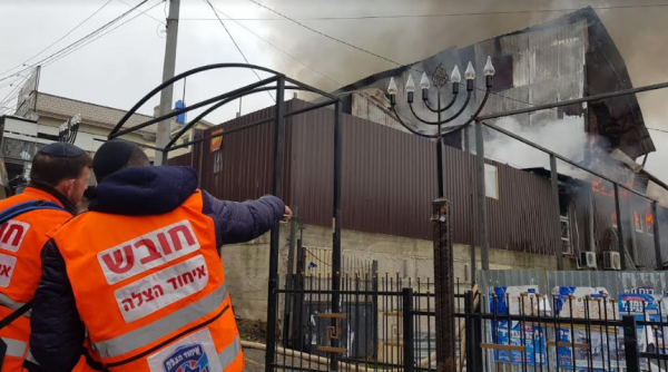 שריפה ליד קברו של רבי נחמן- ספרי התורה חולצו