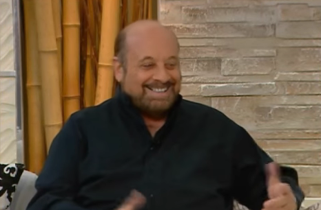 למה הפרופ' החילוני ממליץ לומר 'מודה אני'? האזינו