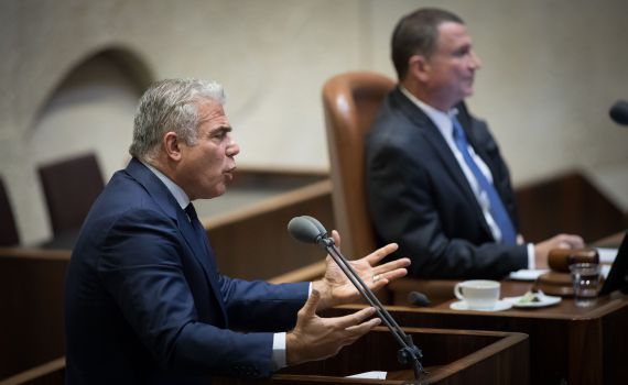 בשל המצב הביטחוני; האופוזיציה משכה את הצעות אי אמון בממשלה