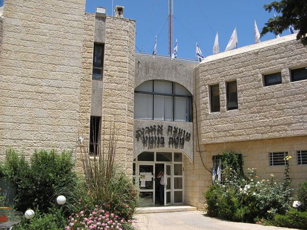 תפרה מכרזים ונתנה כספים; ליקויים במועצת בנימין