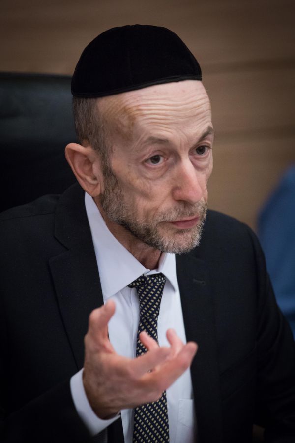 הח"כ החרדי מצטרף לדרישת הבית היהודי