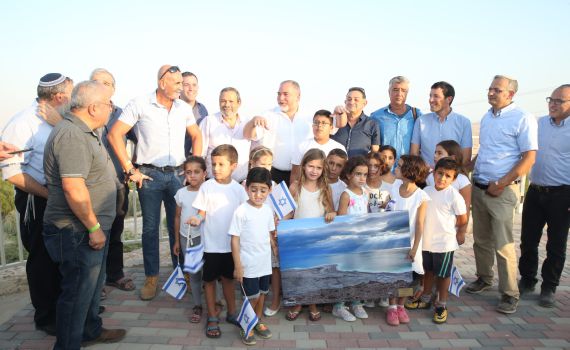 ליברמן בסיור ביו"ש: "מה שקובע זה מי נמצא בשטח"