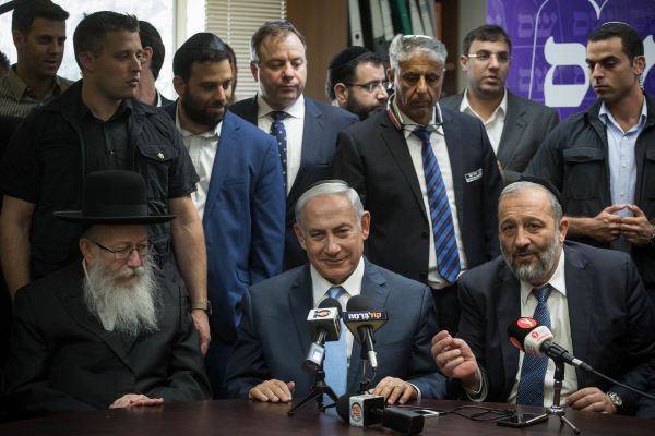 דרמת השבת: עימות בין הליכוד לחרדים