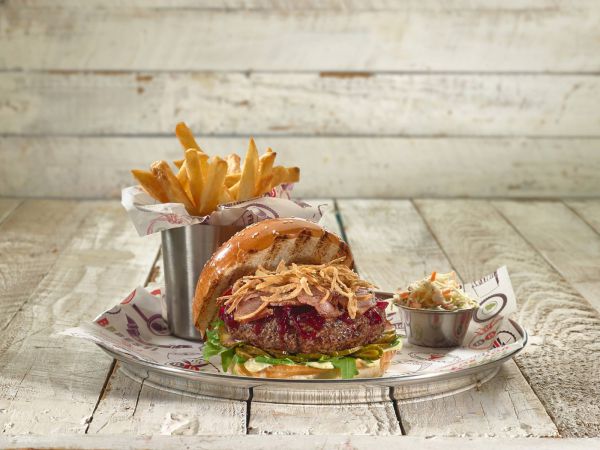 כשהקטשופ עושה עוול להמבורגר | ביקורת מסעדה