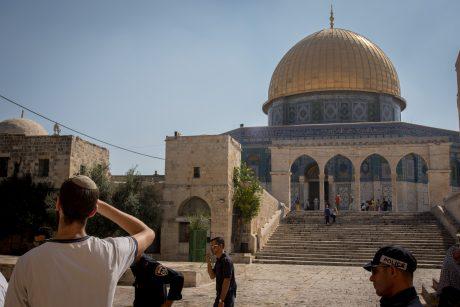 האם מותר לעלות להר הבית למען הכבוד הלאומי?