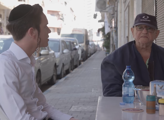 צפו: כוכב הרשת החרדי מזמין אתכם לקלל אותו באידיש