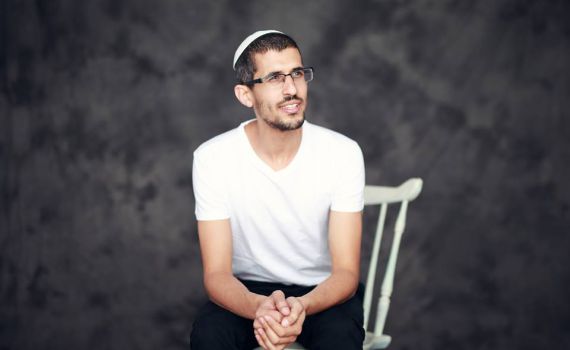 אחרי אהרן רזאל: גם עמי נגר גייס בהצלחה את אלבומו