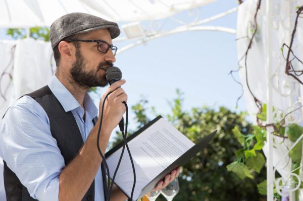 'הרב' שמחתן ממבט ראשון משיב אש