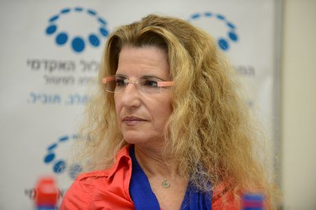 הדס שטייף: "אולמרט הטריד אותי מינית"