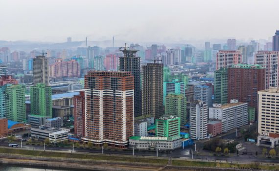 מי הצליח להסתנן לתוך המדינה המסוגרת בעולם?