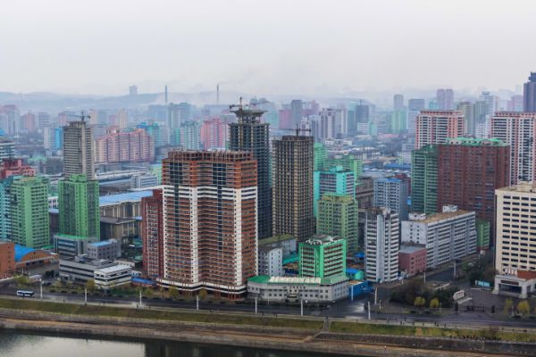 מי הצליח להסתנן לתוך המדינה המסוגרת בעולם?