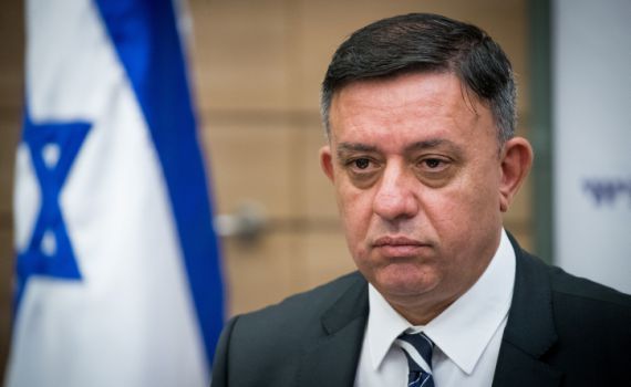 "אם לפיד יקבל יותר מנדטים אסכים להיות מספר 2"