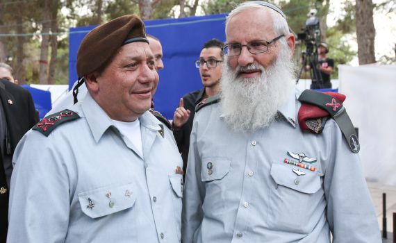 ראוי שהרמטכ"ל איזנקוט ילך הביתה/ דעה