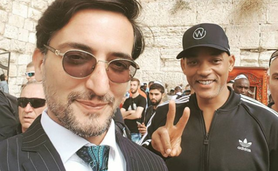 הכוכב ההוליוודי שהפתיע את מתפללי הכותל