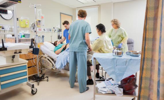 הדסה: בת 48 ילדה תינוק בהפריה חוץ גופית