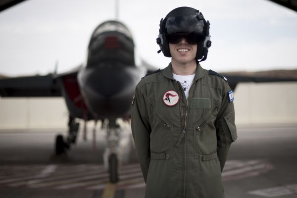 להתחתן באמצע קורס טיס? לא היה קל, אבל שווה