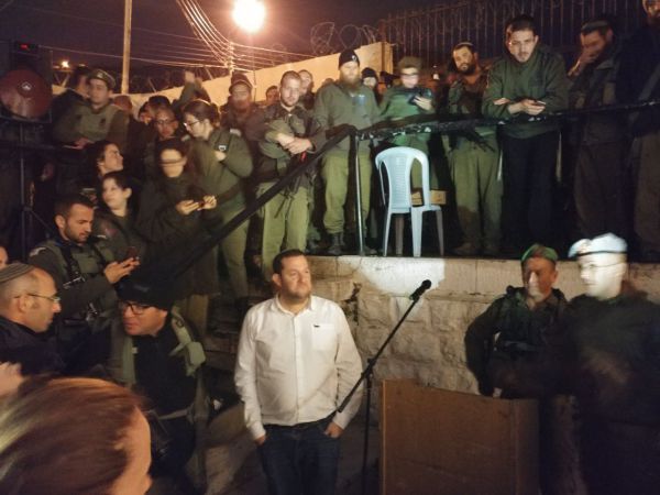 צפו: מסדר צבאי בקבר יוסף בשכם