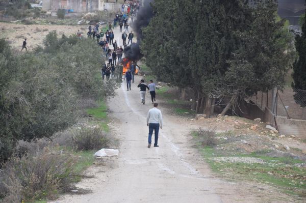 הפלסטינים התפרעו: המתיישבים הגיבו • צפו