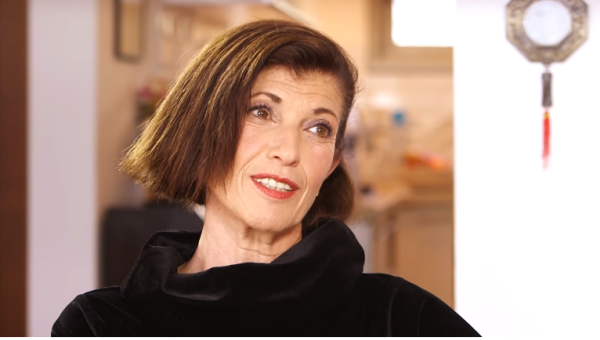 רגע לאחר הזכייה: הסופרת רונית מטלון הלכה לעולמה